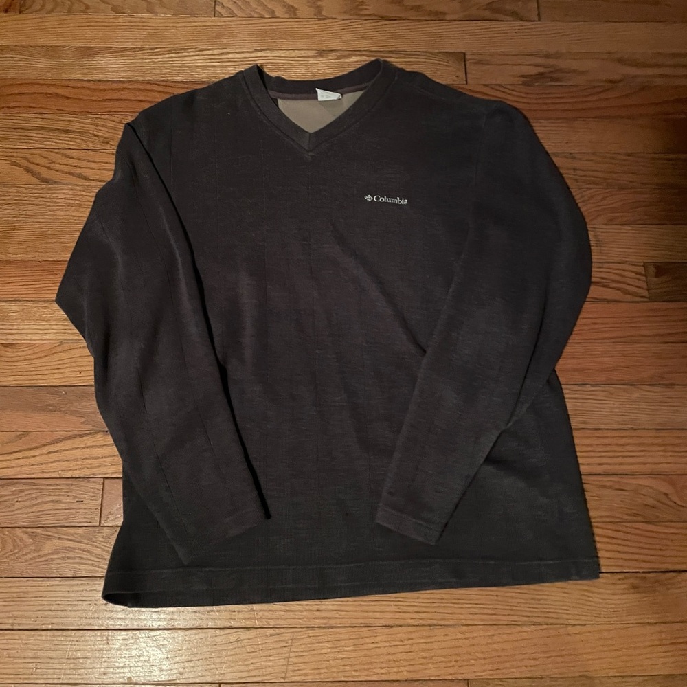Columbia V-neck Fleece Sweater